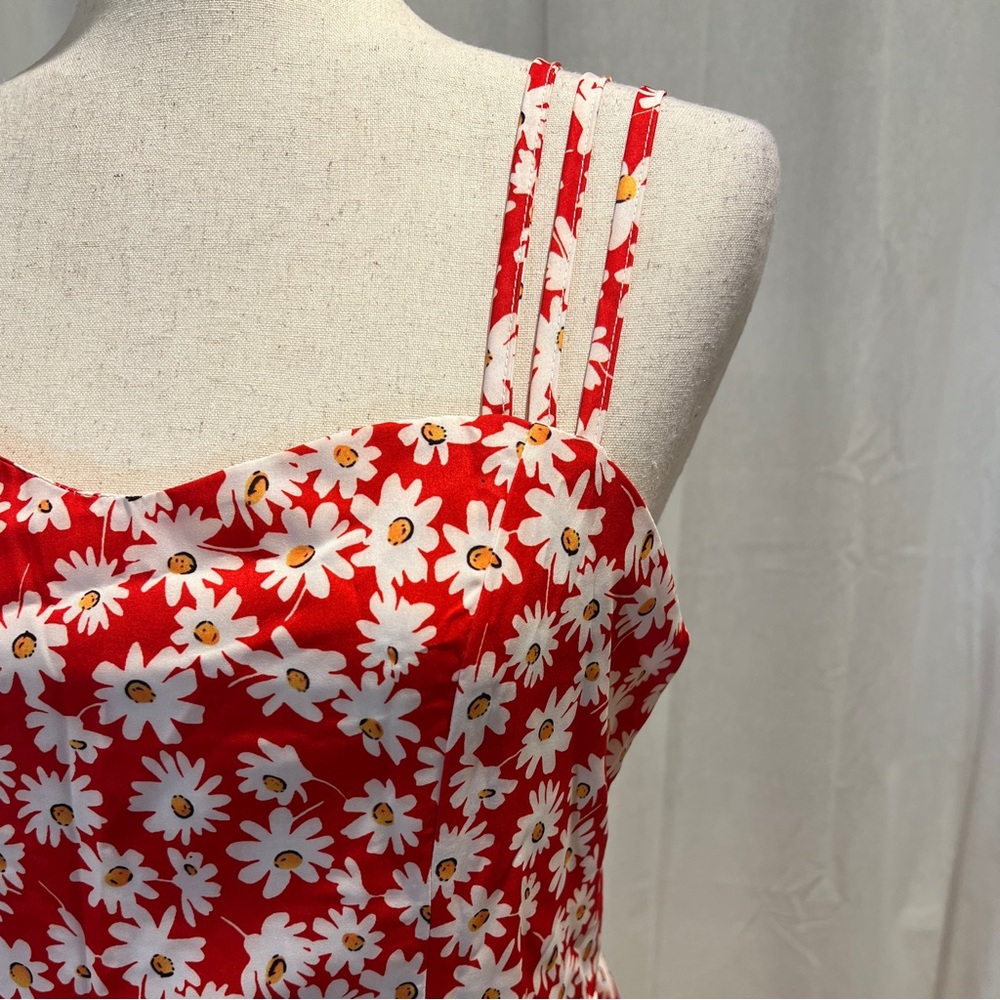 Floral Red and White Dress - Picture 5 of 9